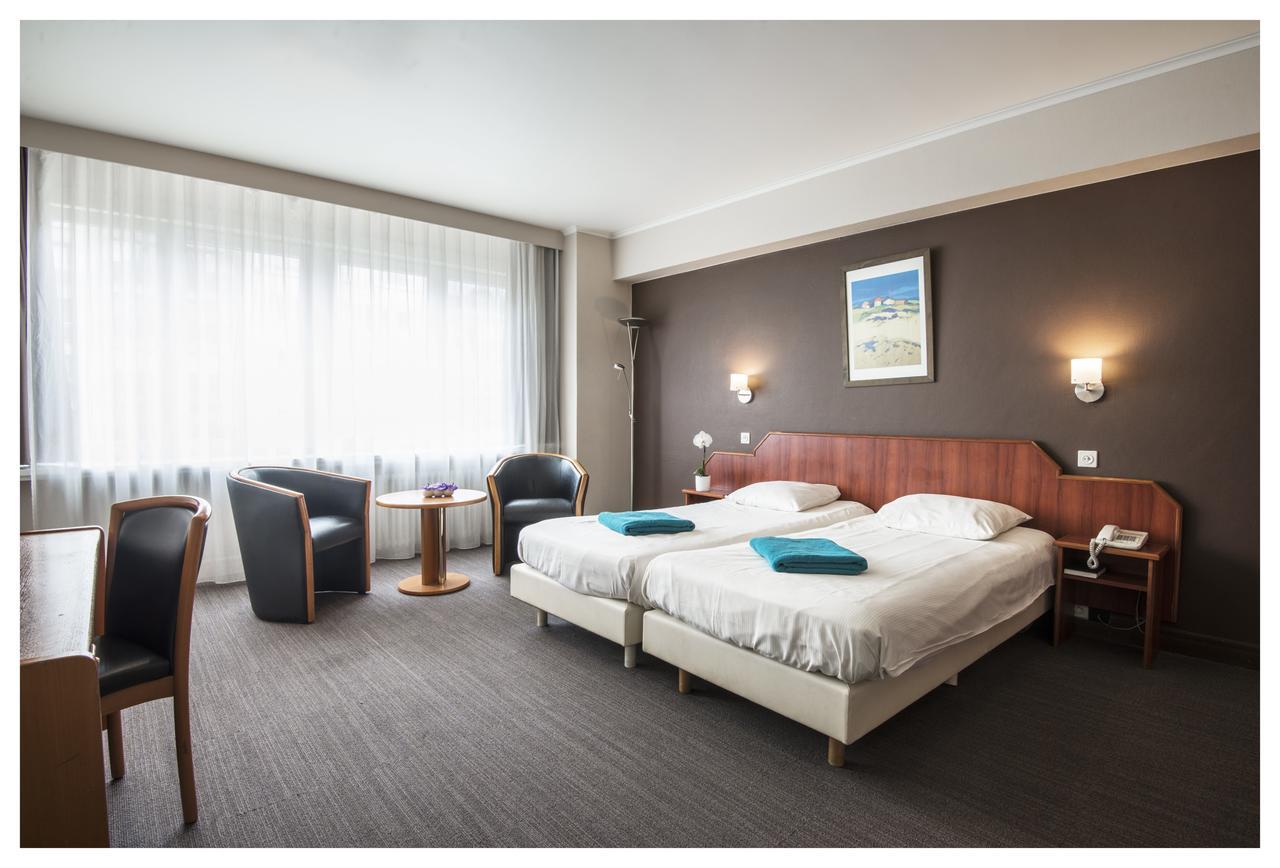Hotel Ter Streep Ostende Extérieur photo